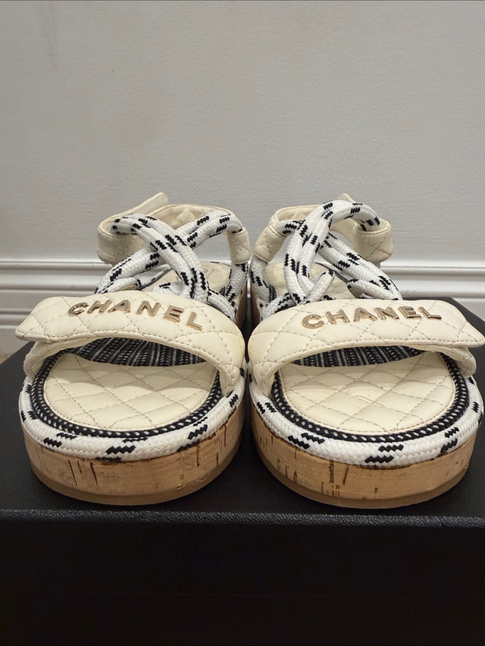 CHANEL Cruise Quilted Rope Sandals White Navy Cork Leather 37 Worn Once Full Set - Picture 5 of 10